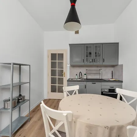 Spokojna Comfort By Bookinghost Apartmán