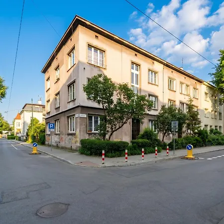 Spokojna Comfort By Bookinghost